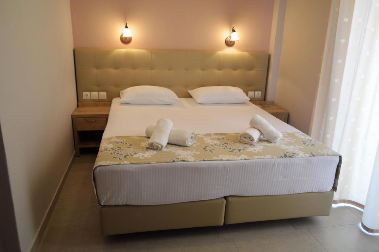 Aparthotel Giannas House à Sarti Extérieur photo