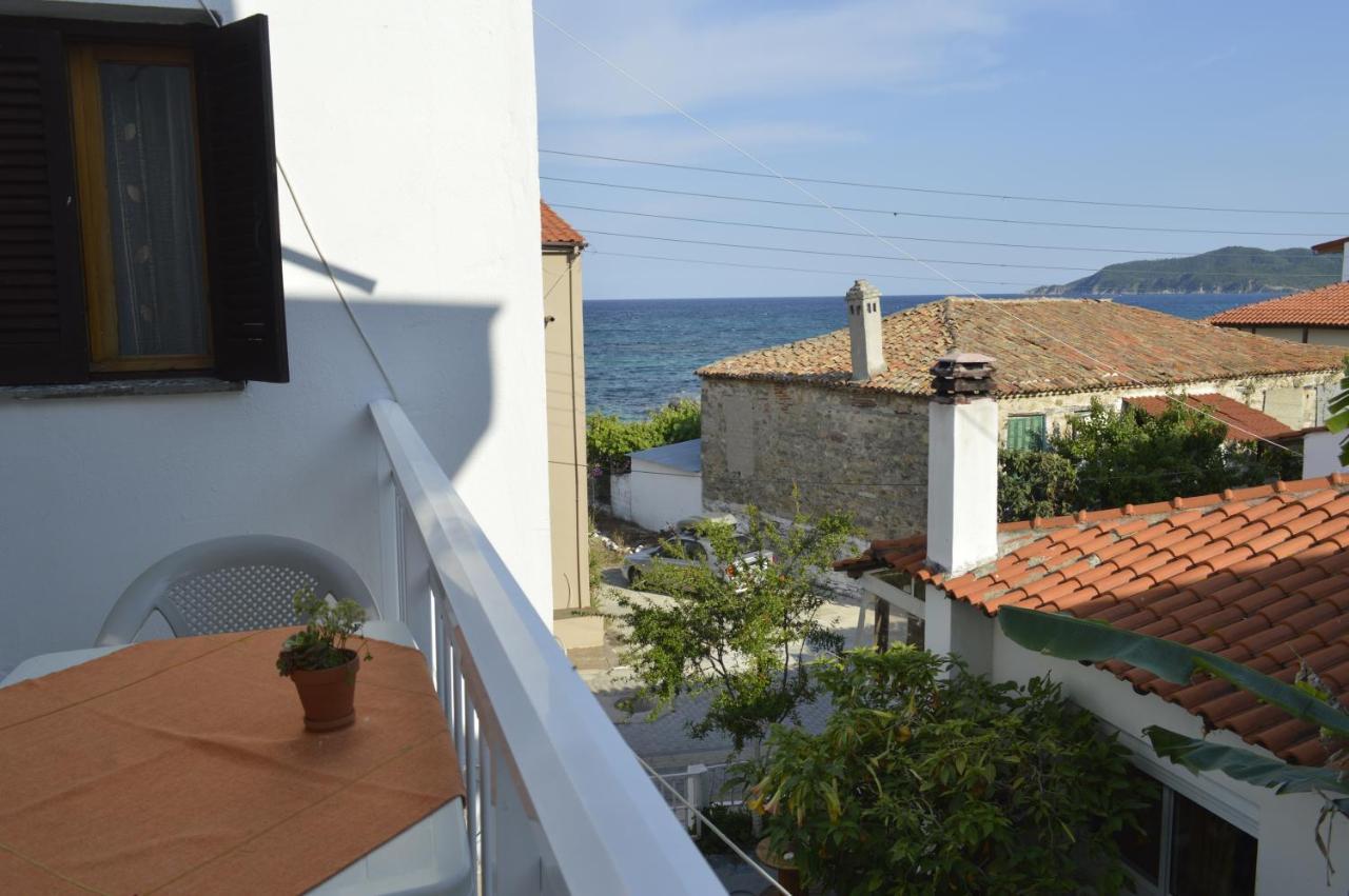 Aparthotel Giannas House à Sarti Extérieur photo